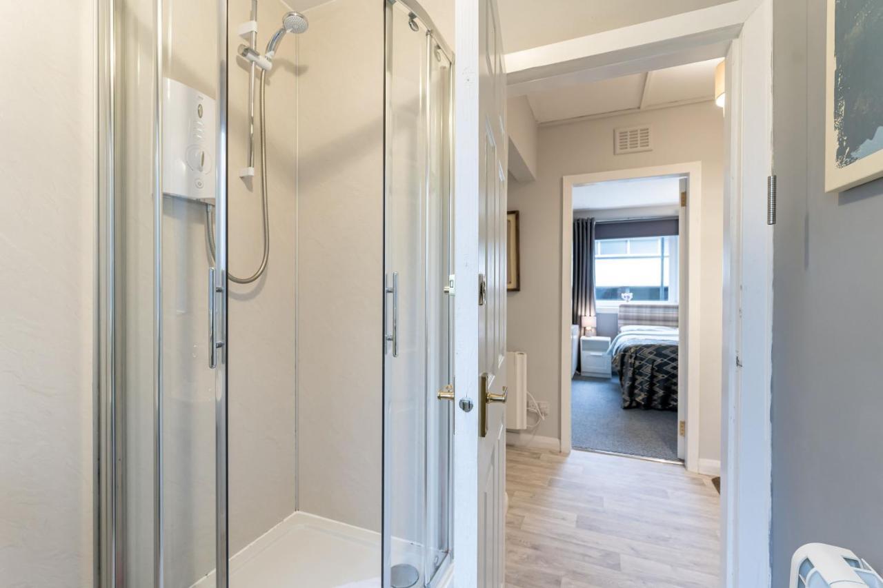 Ground-Fl Two Bedroom Apartment In Bridge Of Allan Exteriör bild