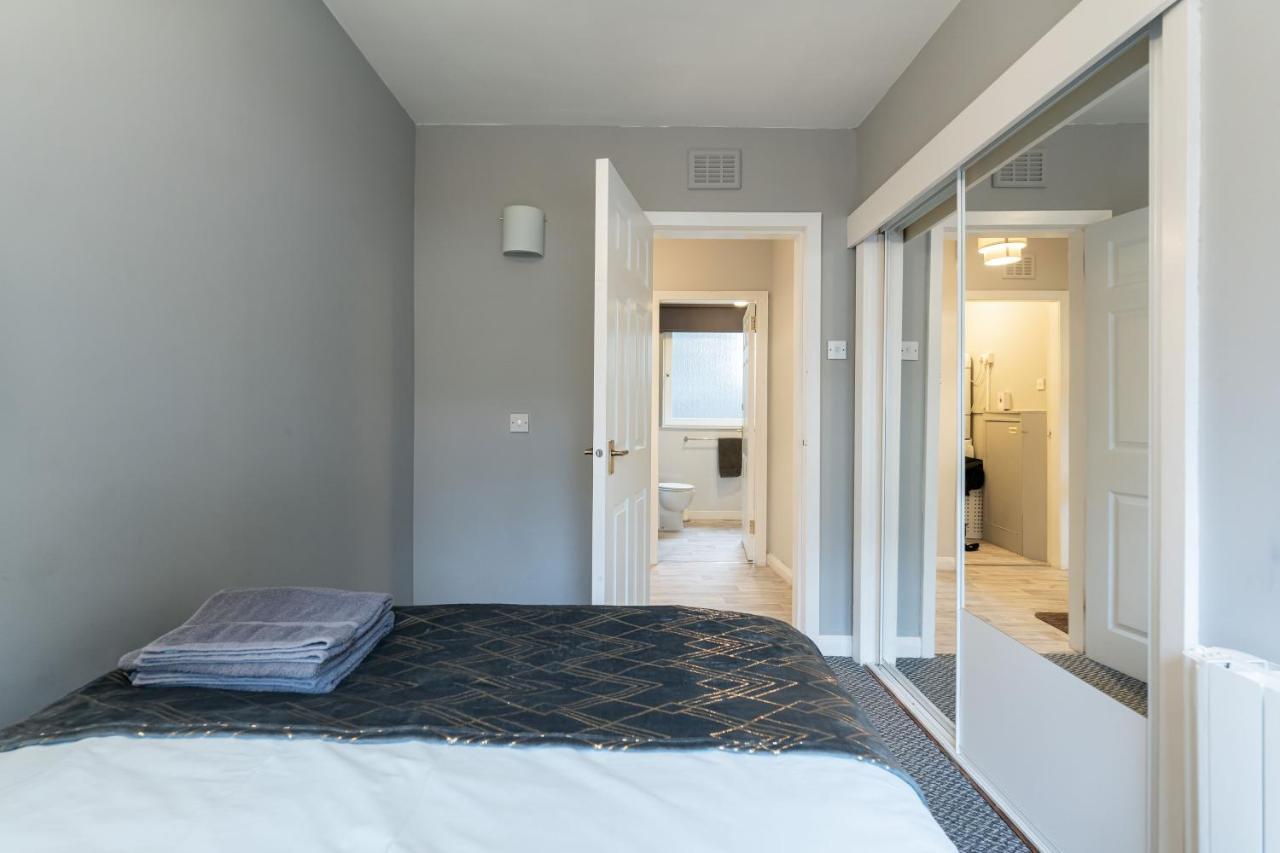 Ground-Fl Two Bedroom Apartment In Bridge Of Allan Exteriör bild