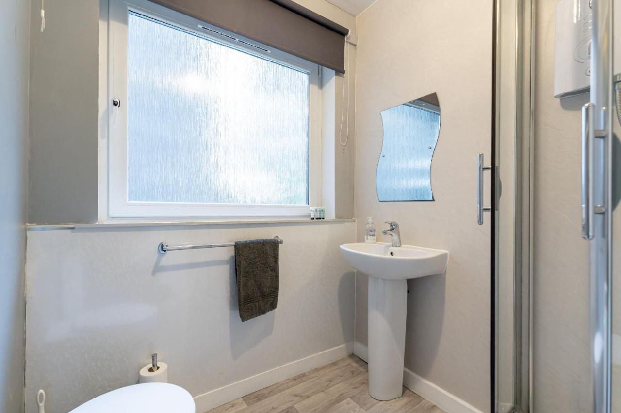 Ground-Fl Two Bedroom Apartment In Bridge Of Allan Exteriör bild