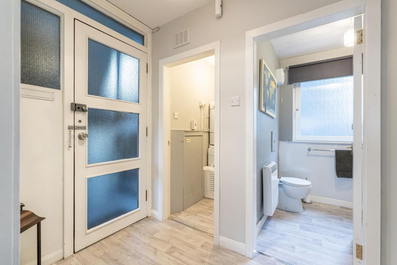 Ground-Fl Two Bedroom Apartment In Bridge Of Allan Exteriör bild